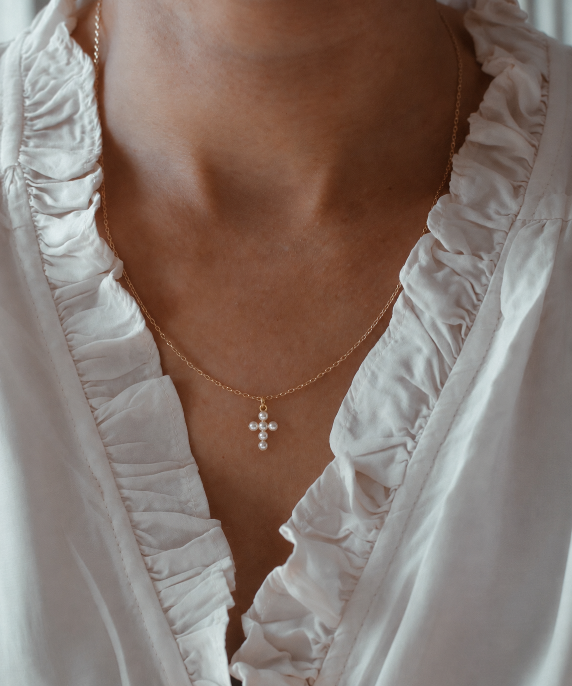 Collier croix Perle
