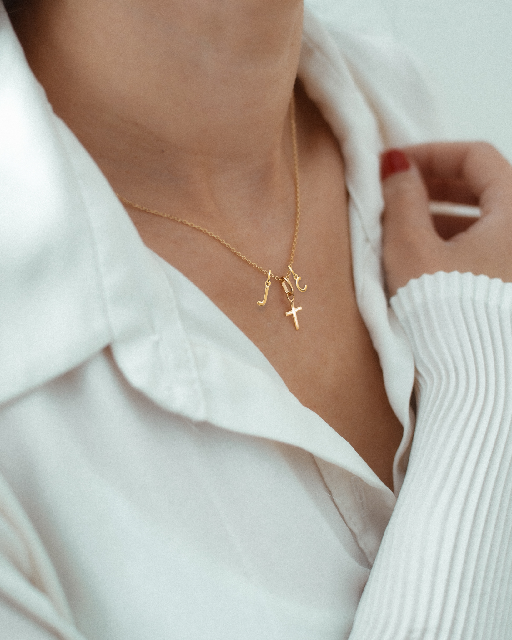 Pendentif Personnalisé – Lettres ou Croix